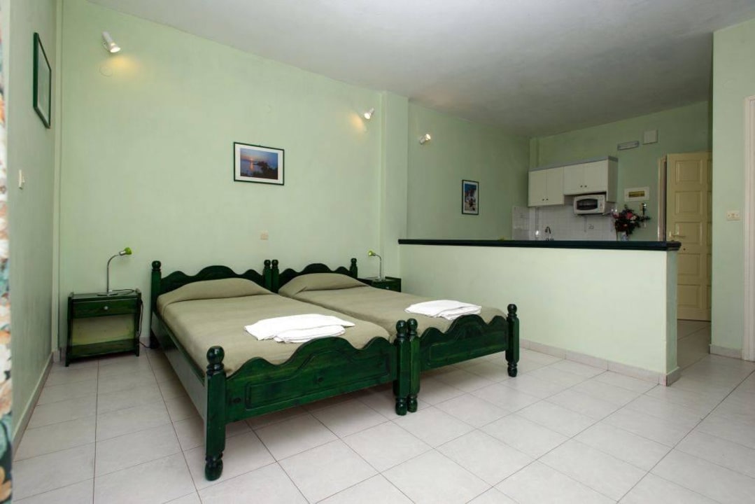 Bedroom Summer Dream Apartments