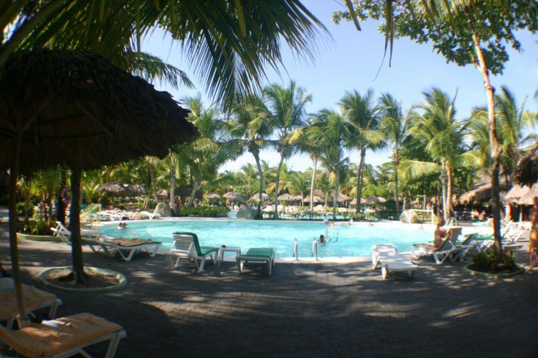 Pool vom RIUI Mambo Playabachata Hotel