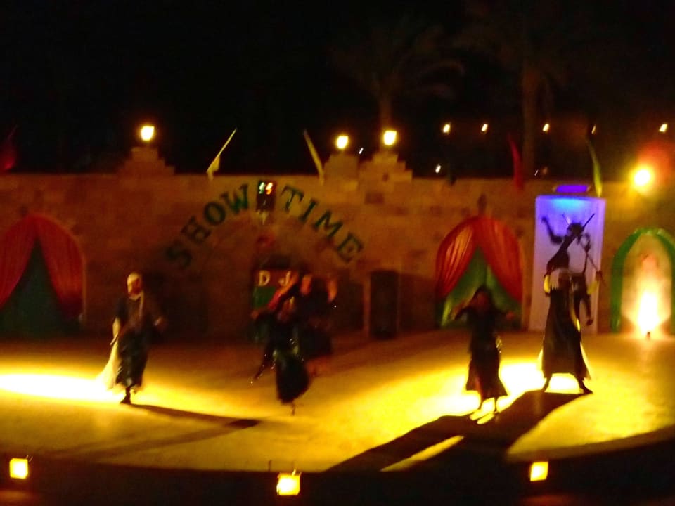 Egyptský večer Pensée Royal Garden Beach Resort