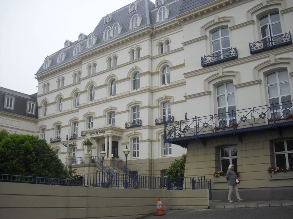 Hauptgebäude Hotel de France