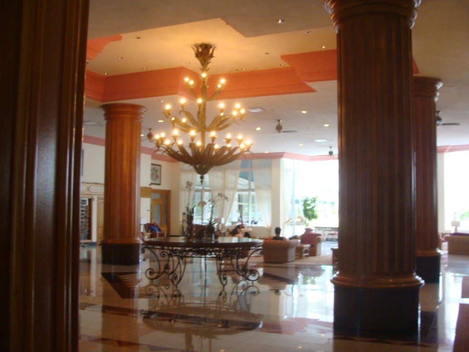 Sehr hübscher Bereich,WIFI frei Hotel Riu Plaza Miami Beach