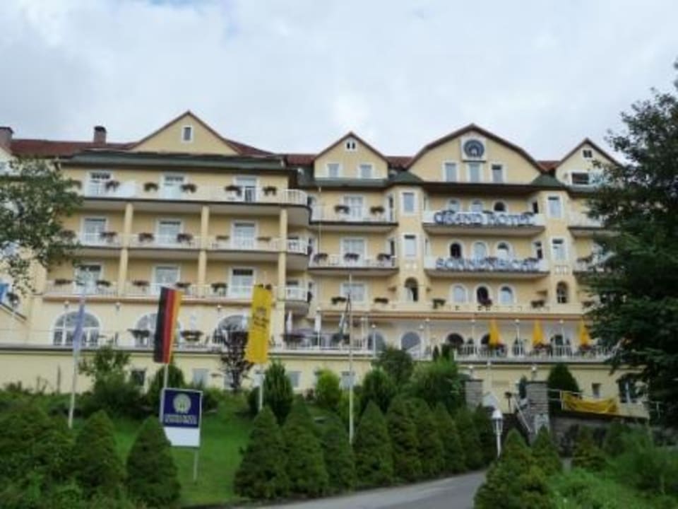 Ansicht von der Straße Grand Hotel Sonnenbichl