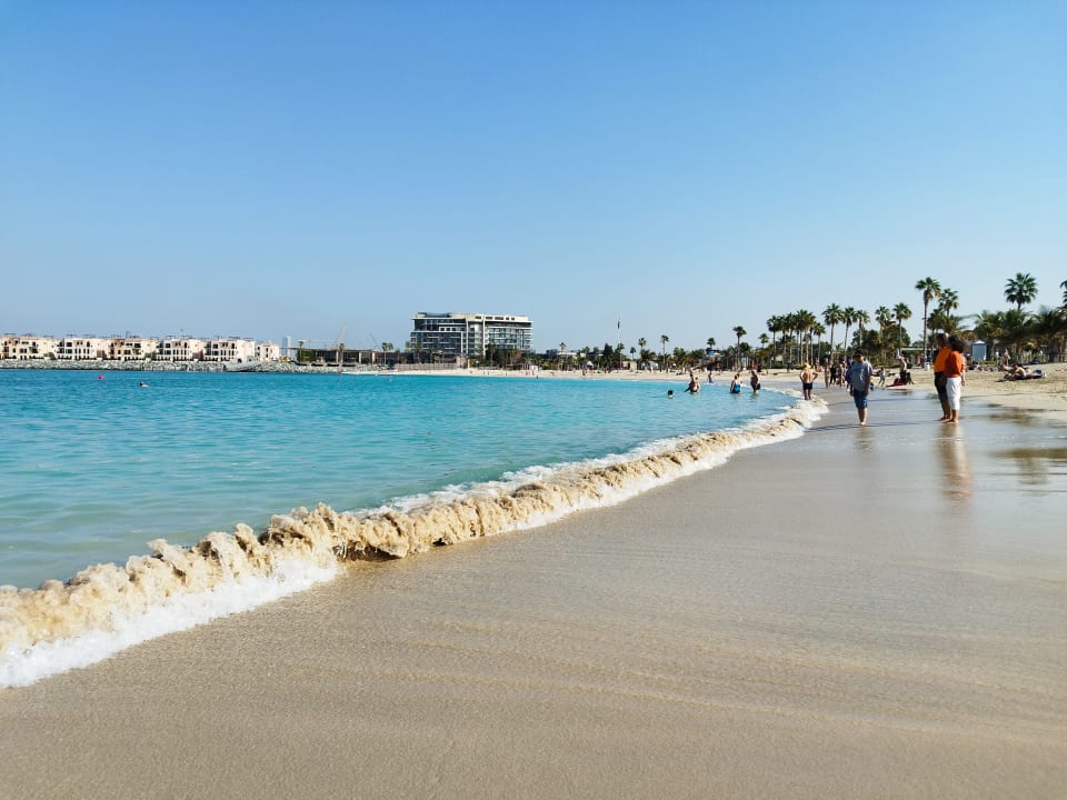 Strand Rose Rayhaan by Rotana