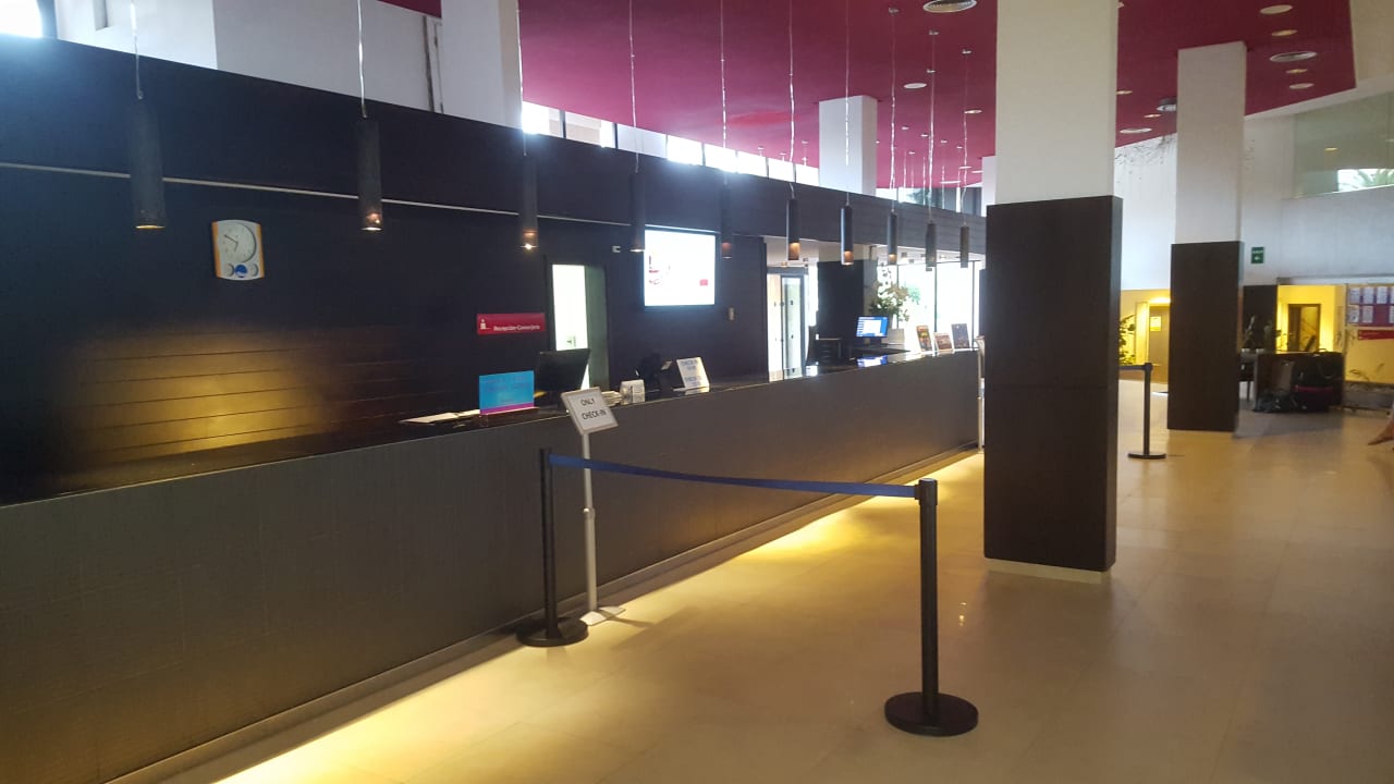 Lobby blau punta reina