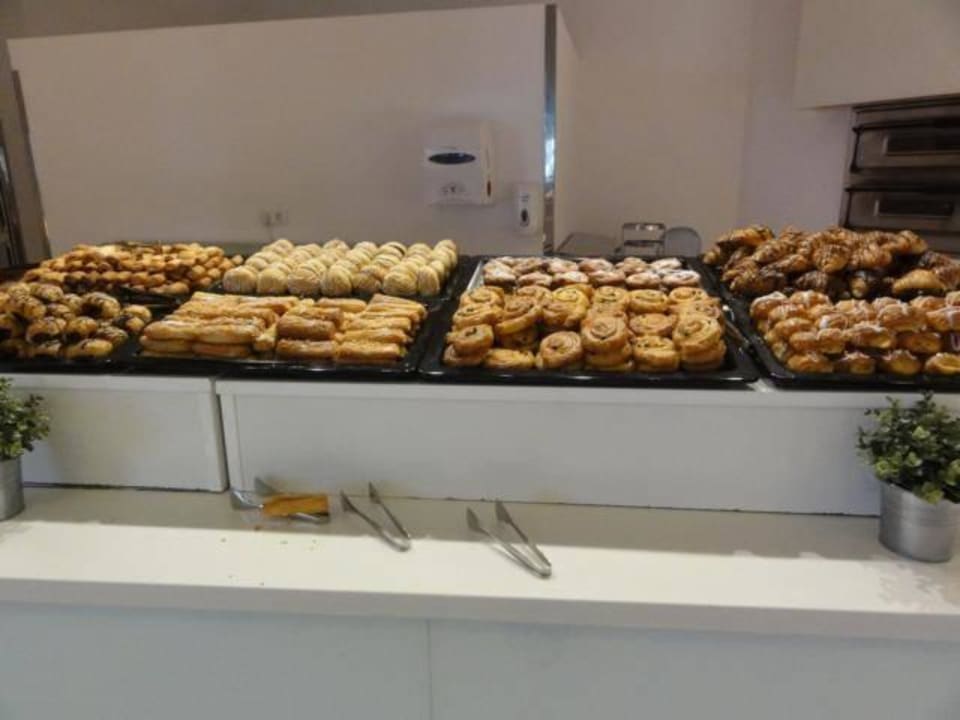 Frühstücksbuffet Iberostar Waves Bouganville Playa