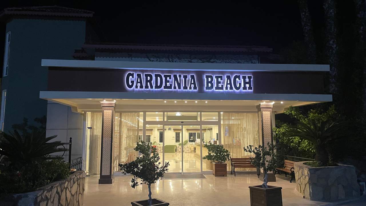 Außenansicht Hotel Gardenia Beach