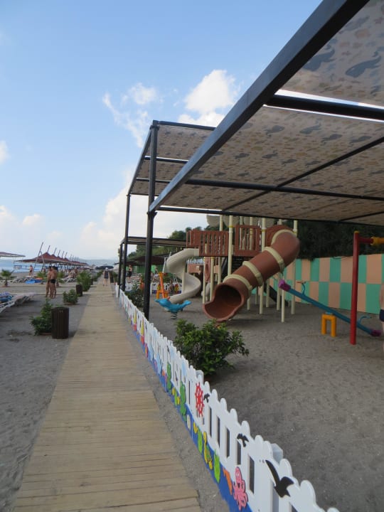 Spielplatz am Strand Limak Limra Hotel & Resort