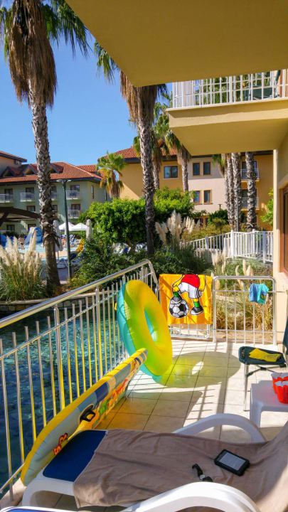 Balkon mit eigenem Poolausgang Club Grand Aqua