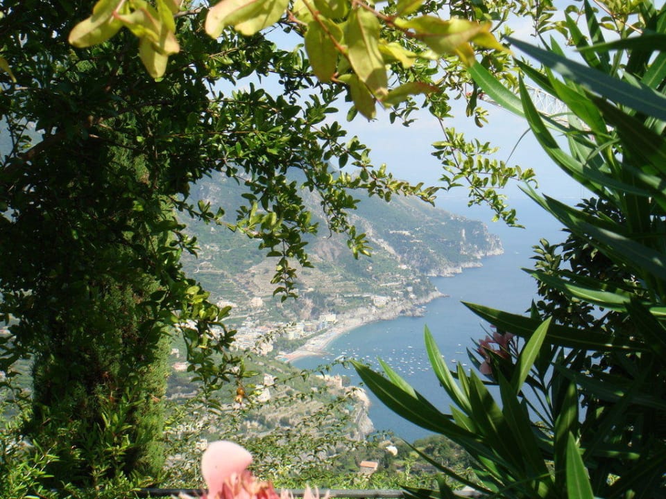 Vom Garten auf die Küste Caruso, A Belmond Hotel, Amalfi Coast