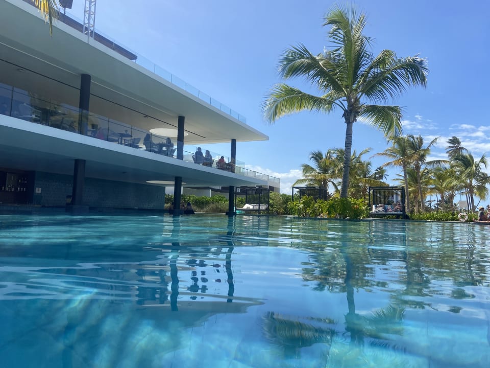 Pool Live Aqua Punta Cana - All Inclusive - Adults Only