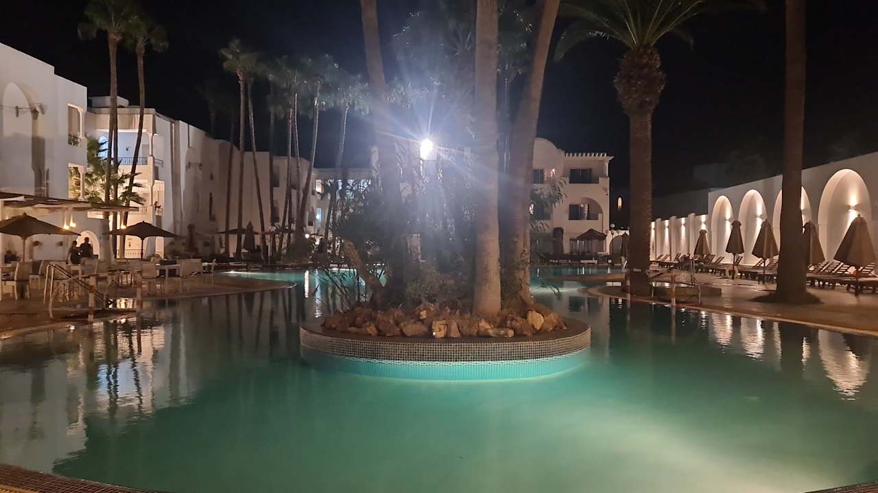 Pool Hotel Nesrine