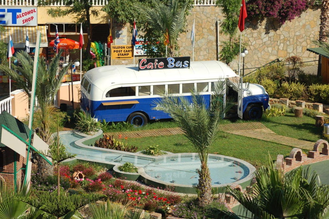 Blick vom Eingang Hotel Club Paradiso