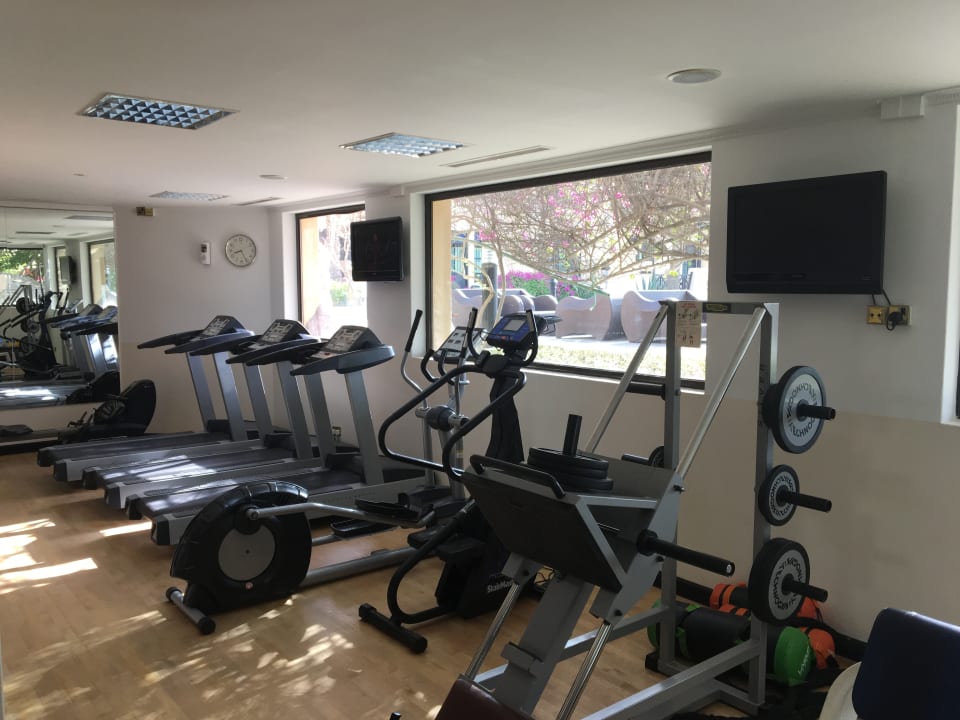 Sport & Freizeit Novotel Bahrain Al Dana Resort