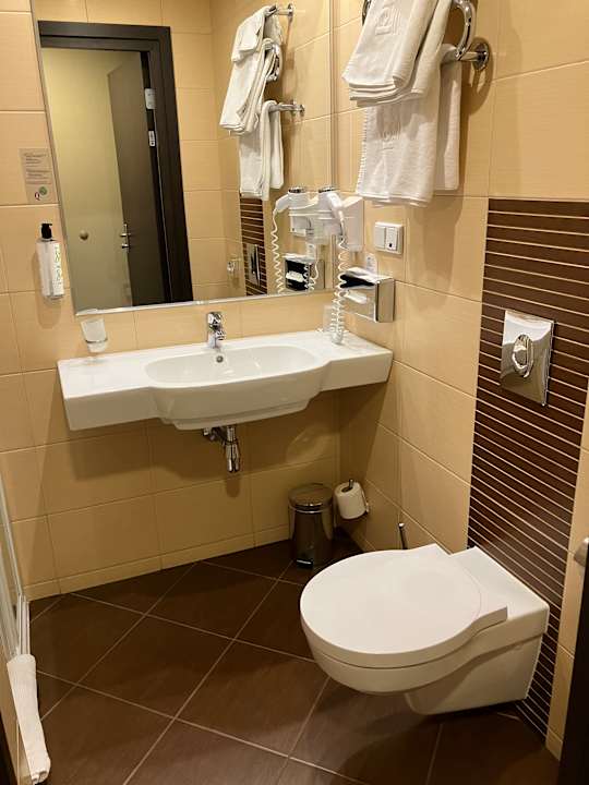 Zimmer Qubus Hotel Lódz