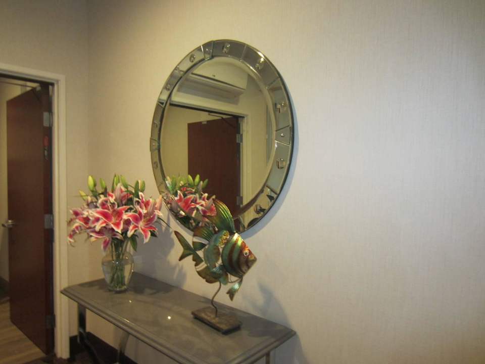 Blumen  Best Western Plus Hotel At The Convention Center