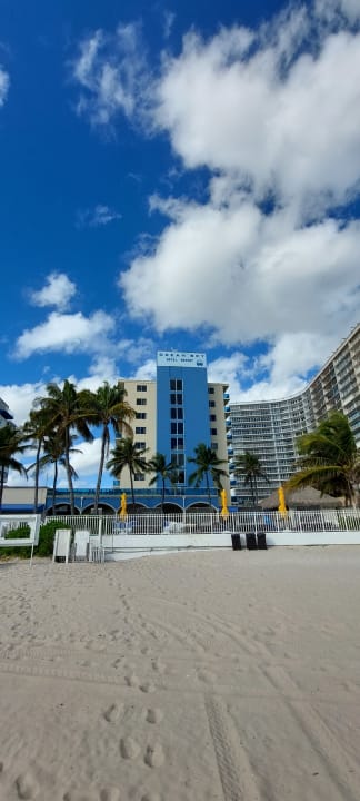 Außenansicht Hotel Ocean Sky Beach Resort