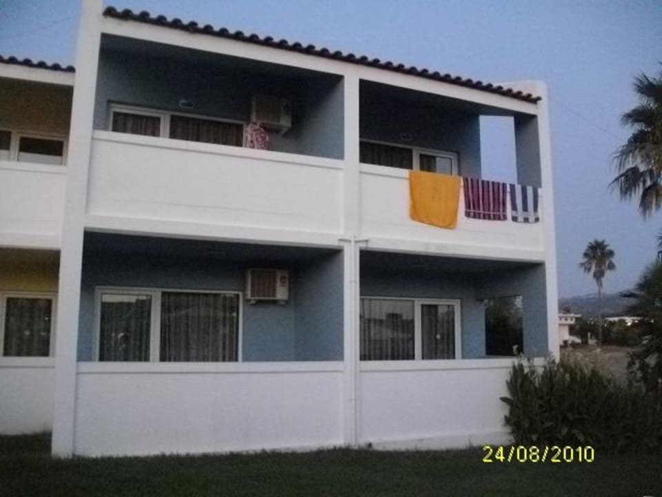 Das Zimmer von aussen Ilios K Village Resort