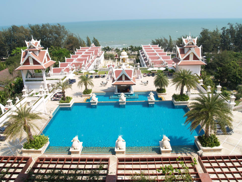 Erste Pool Etage Hotel Grand Pacific Sovereign Resort & Spa