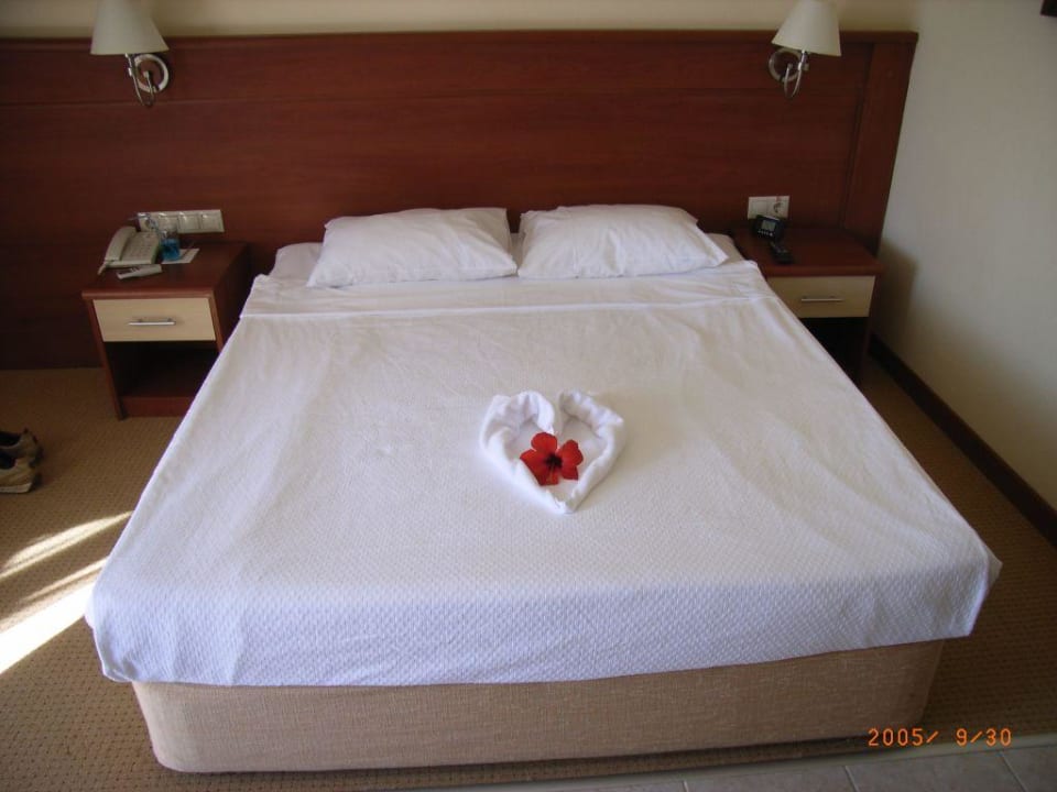 Bett mit Deko Crystal Paraiso Aqua Collection