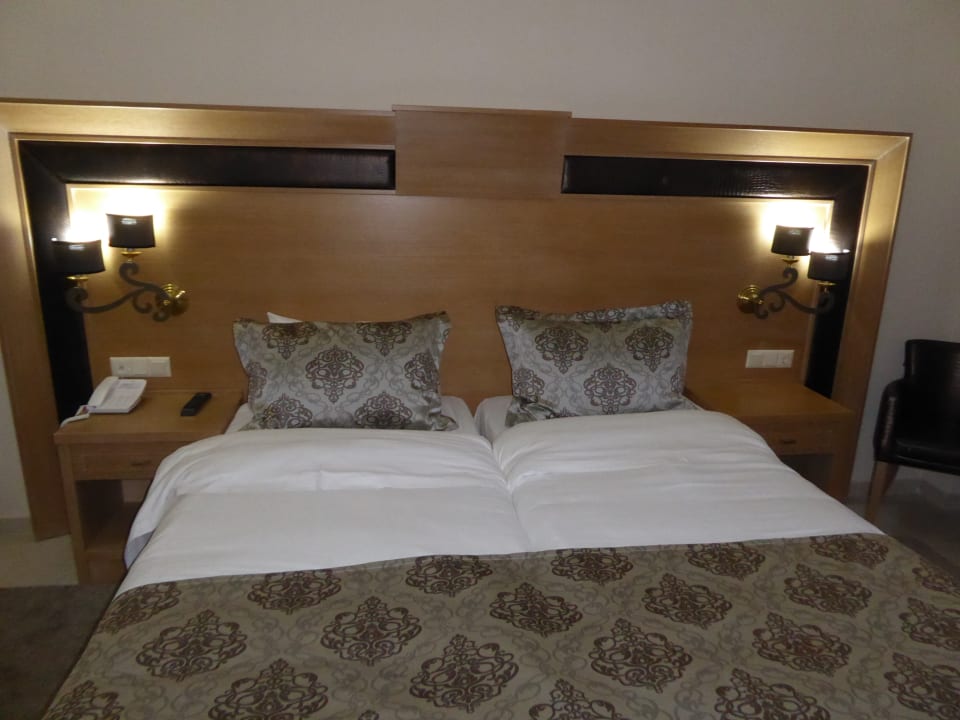Zimmer Grand Meteora Hotel