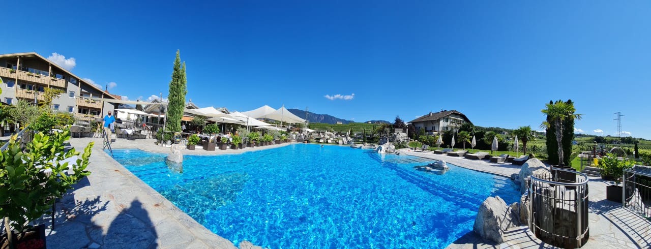 Außenansicht Weinegg Wellviva Resort
