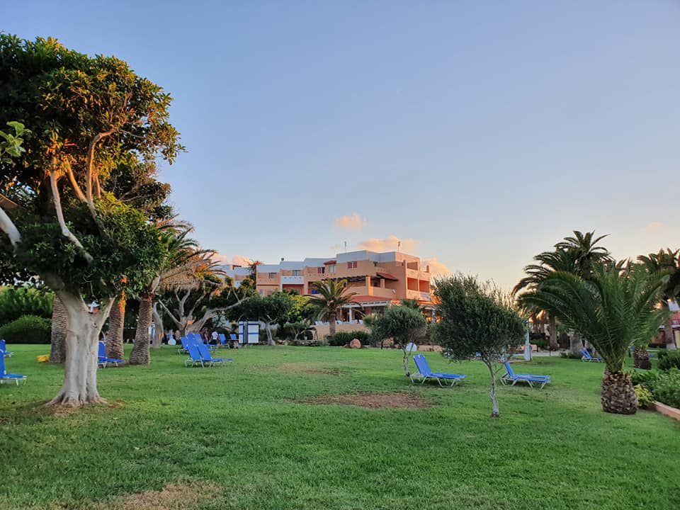 Gartenanlage Anissa Beach & Village