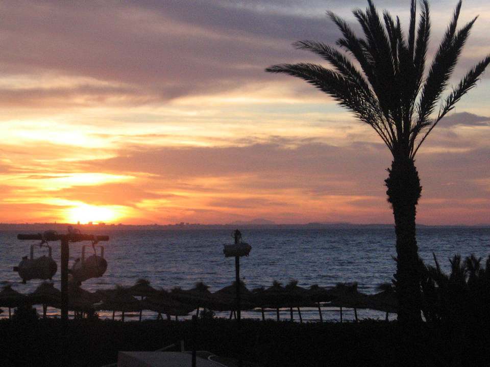 Sonnenuntergang Hotel Rosa Beach