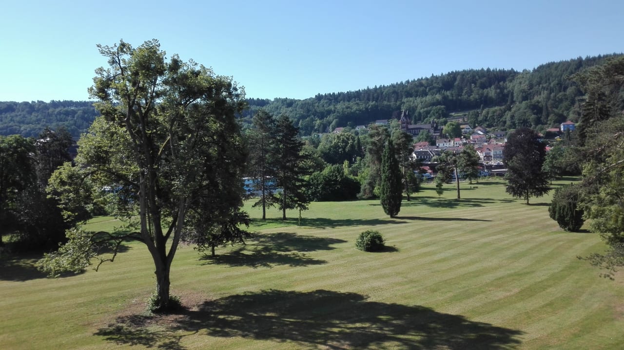 Ausblick Schloss Saareck Gästehaus