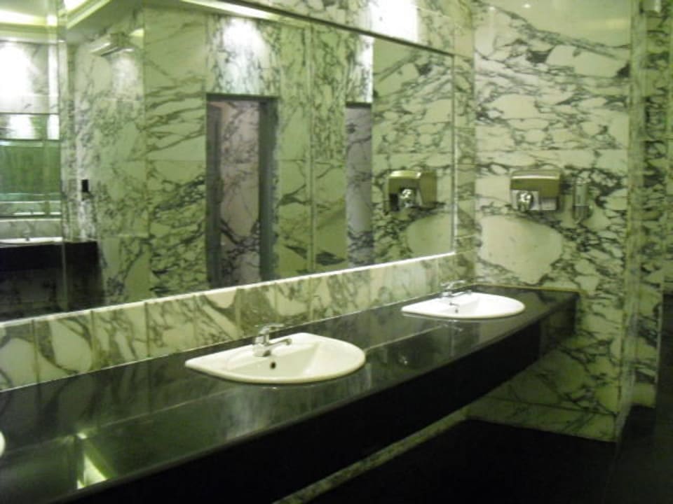 Hotel Lobby WC Titanic Beach Spa & Aqua Park