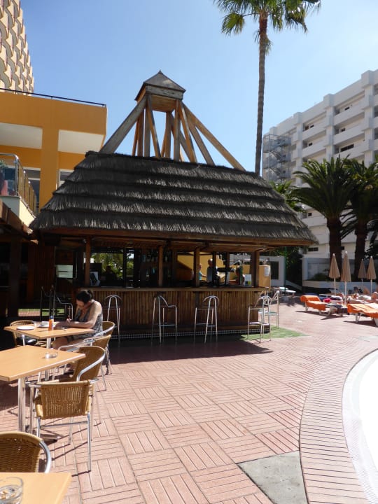 Poolbar allsun Hotel Lucana
