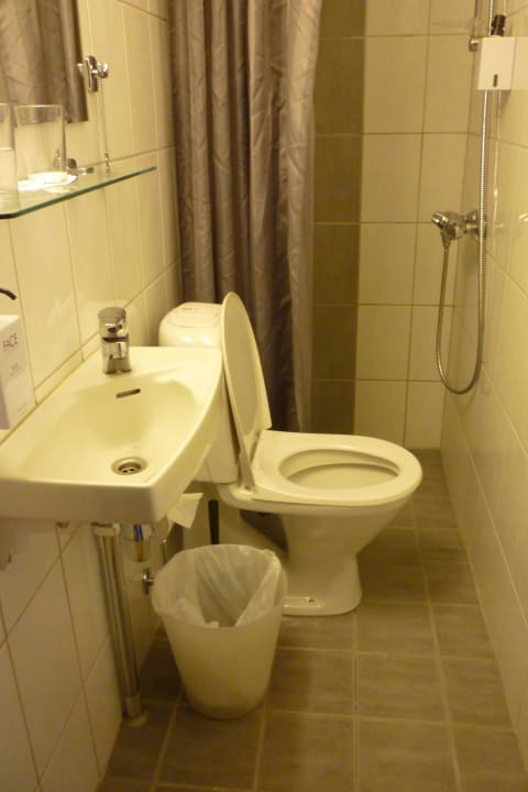 Very small bathroom Hotel Scandic Strand