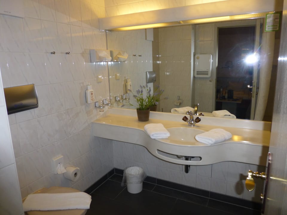 Nr. 203, Bad Hotel Residenz