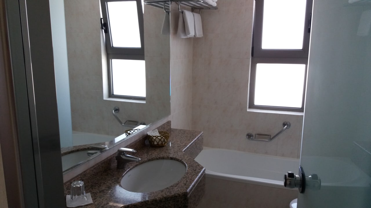 Zimmer Belair Beach Hotel