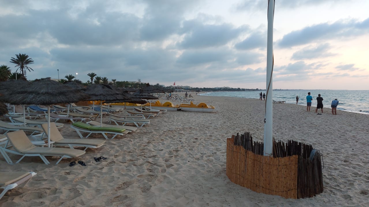 Strand Hotel Royal Nozha