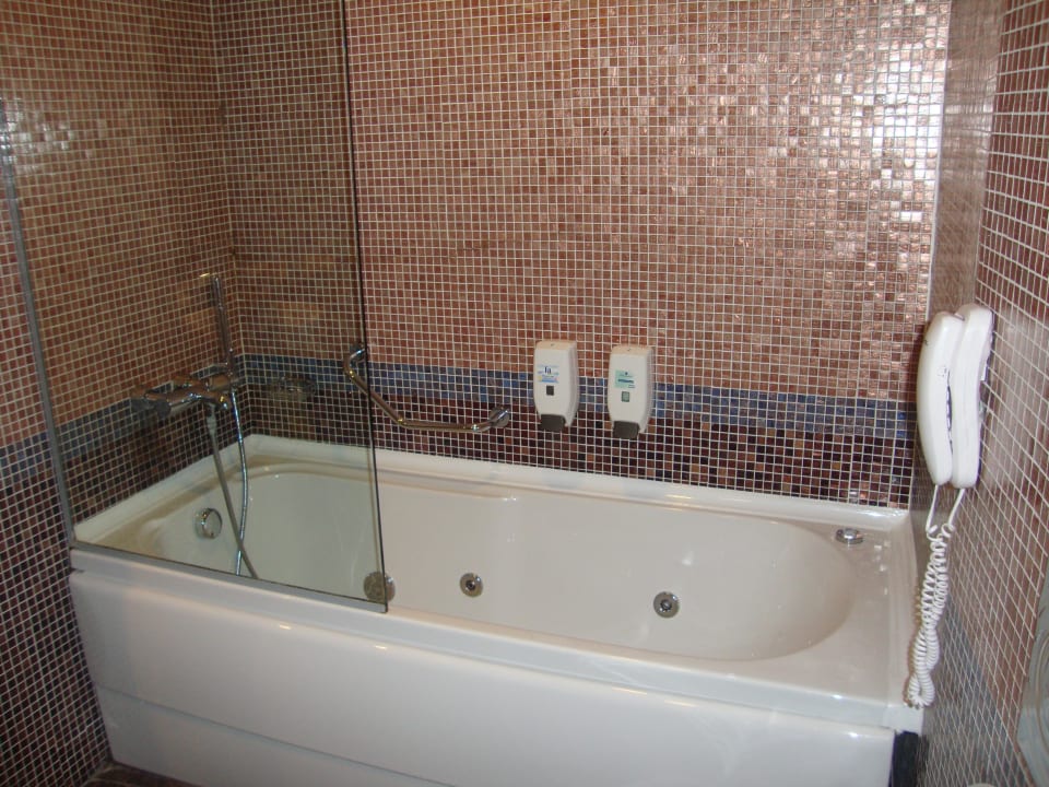 Badewanne Hills Suite mit Sprudel Asteria Family Belek