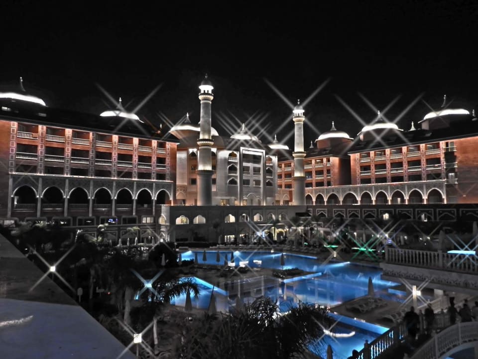 Hotel Royal Taj Mahal Hotel