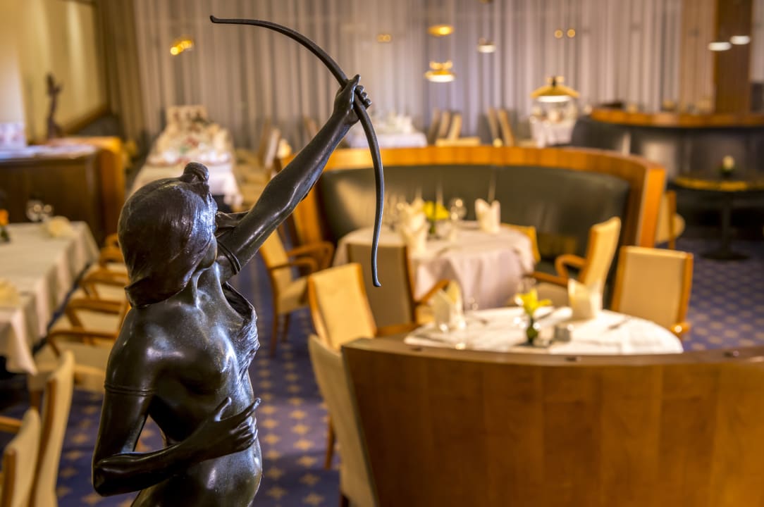 Gastro Hotel Dorint Charlottenhof Halle