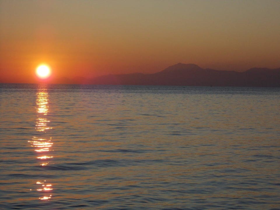 Traumhafter Sonnenuntergang Aydinbey Kings Palace & Spa