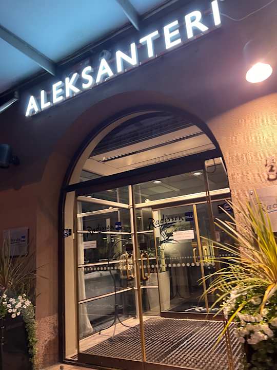 Außenansicht Radisson Blu Aleksanteri Hotel, Helsinki