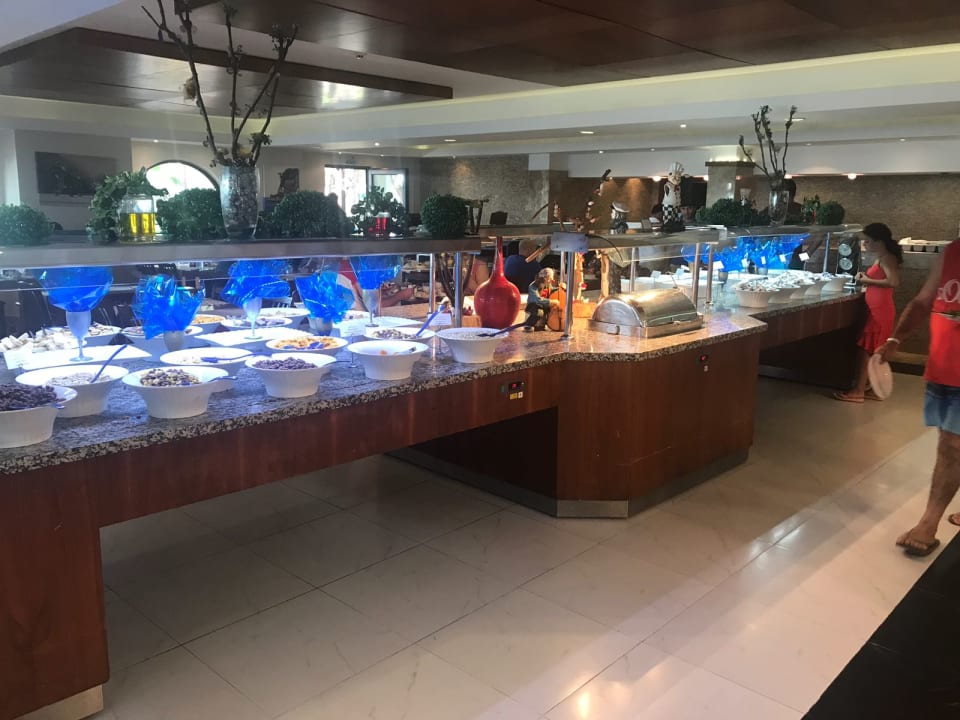 Gastro Crystal Flora Beach Resort