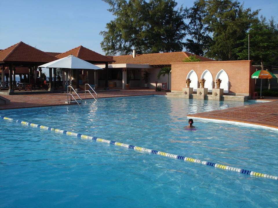 Pool mit Kinderbecken Hotel Den Gion