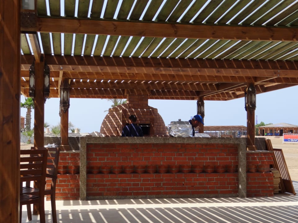 Pizzaofen Strandbar Shams Alam Beach Resort