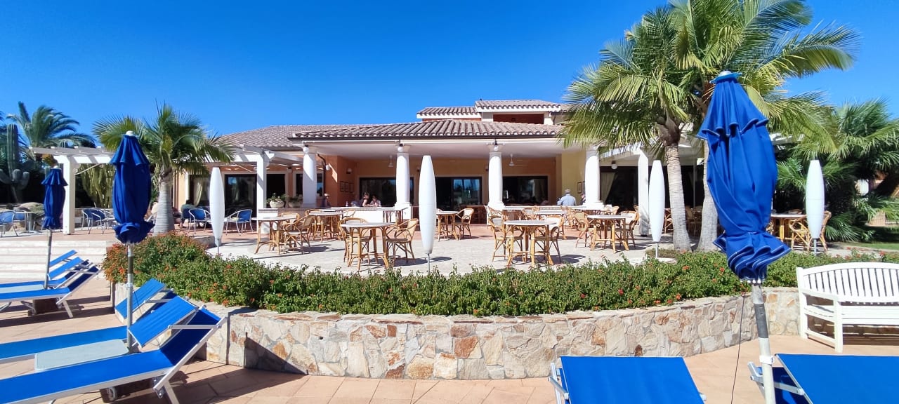 Gastro Lantana Resort