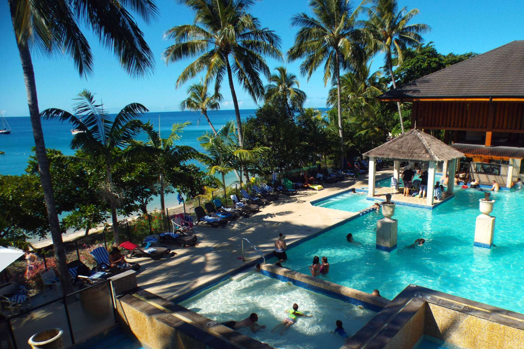 Pool und Poolbar Fitzroy Island Resort