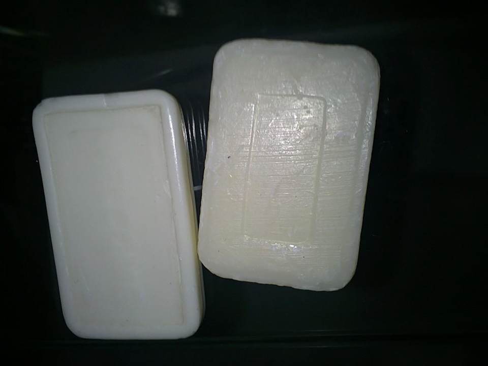 Benutzte Seife Semt Luna Beach Hotel