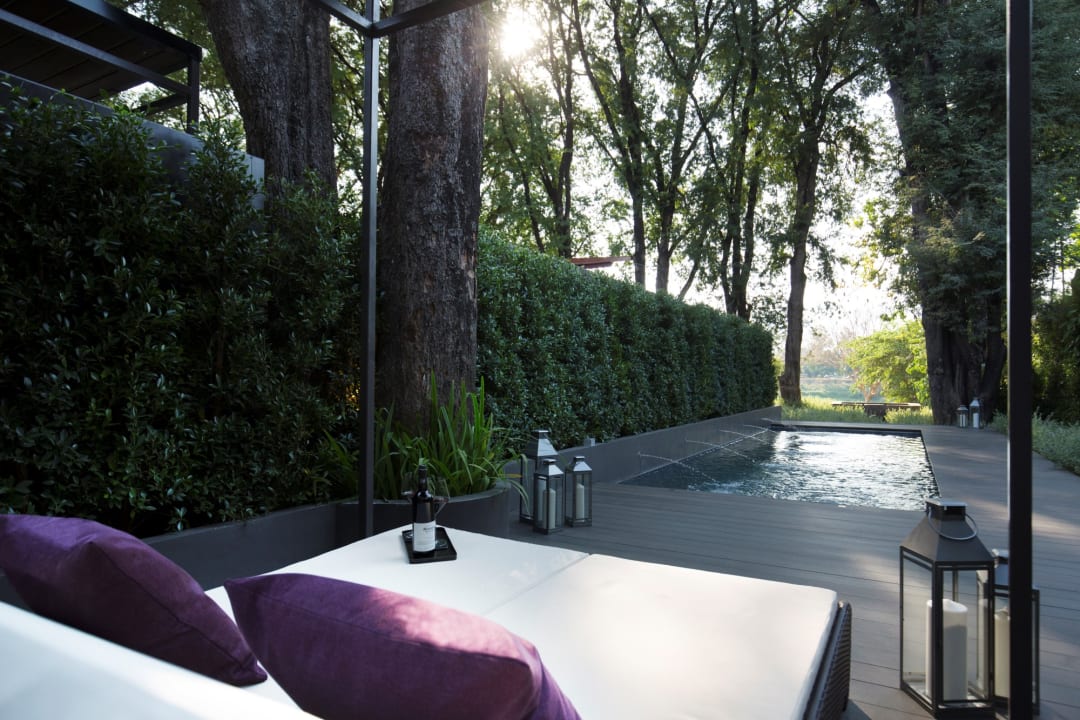 Zimmer Cross Chiang Mai Riverside