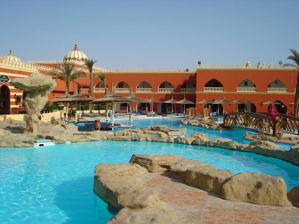 Бассейн Pickalbatros Alf Leila Wa Leila Resort - Neverland Hurghada
