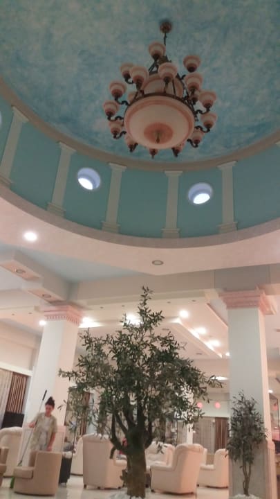 Lobby Hotel Gaia Palace