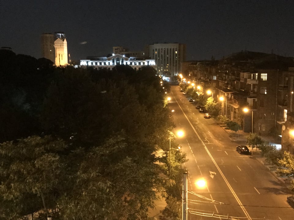 Außenansicht Shirak Hotel