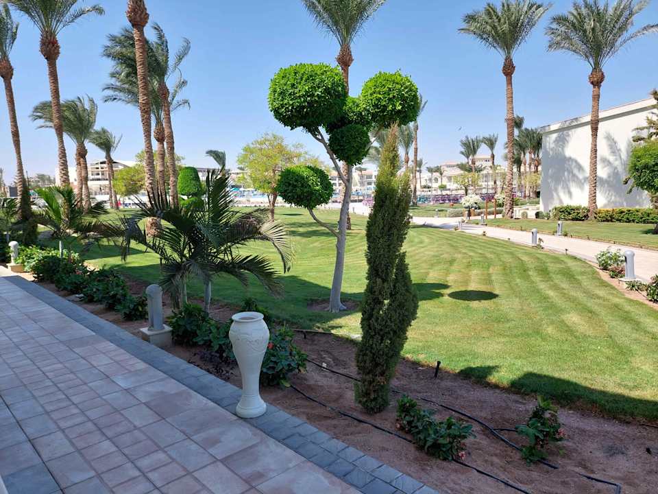 Gartenanlage Pickalbatros Dana Beach Resort - Hurghada